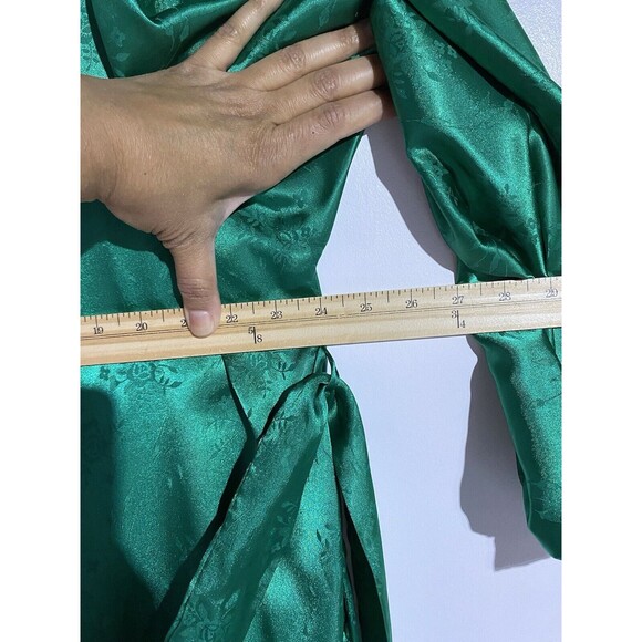 Vtg Christian Dior Satin Robe Women P Green Floral Christmas Sexy Romantic USA - Picture 13 of 15